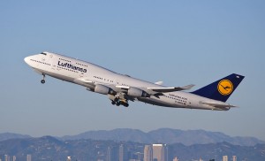 1024px-Deutsche_Lufthansa_-_D-ABVN_(8215849935)